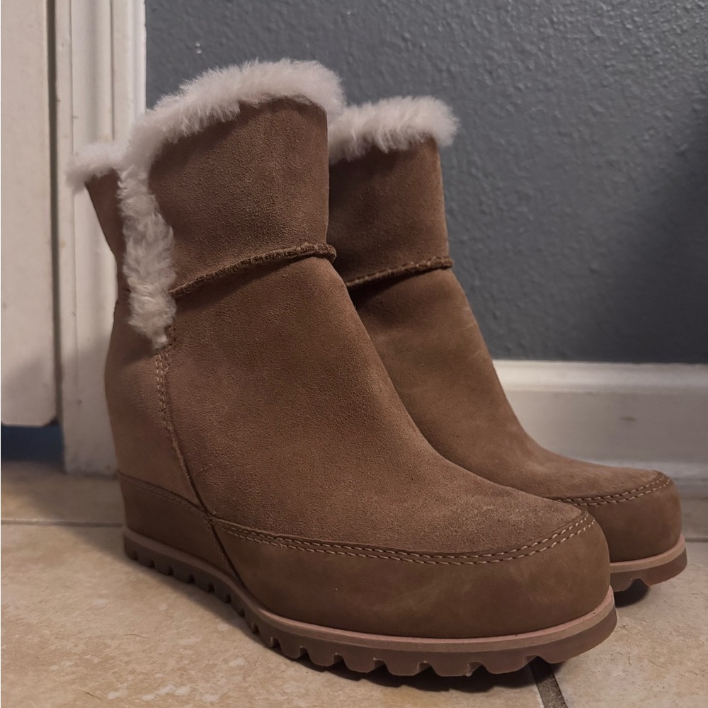 UGG Brown Suede Wedge Boots with Fur Trim